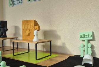 Exposició 3D a La Fàbrica el bar de la textil. Cardedeu. Fundacio disCapacitat Viver de Bell-lloc